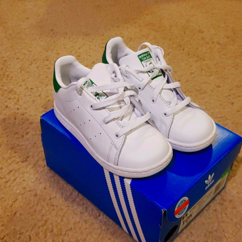 Sold-Sneakers